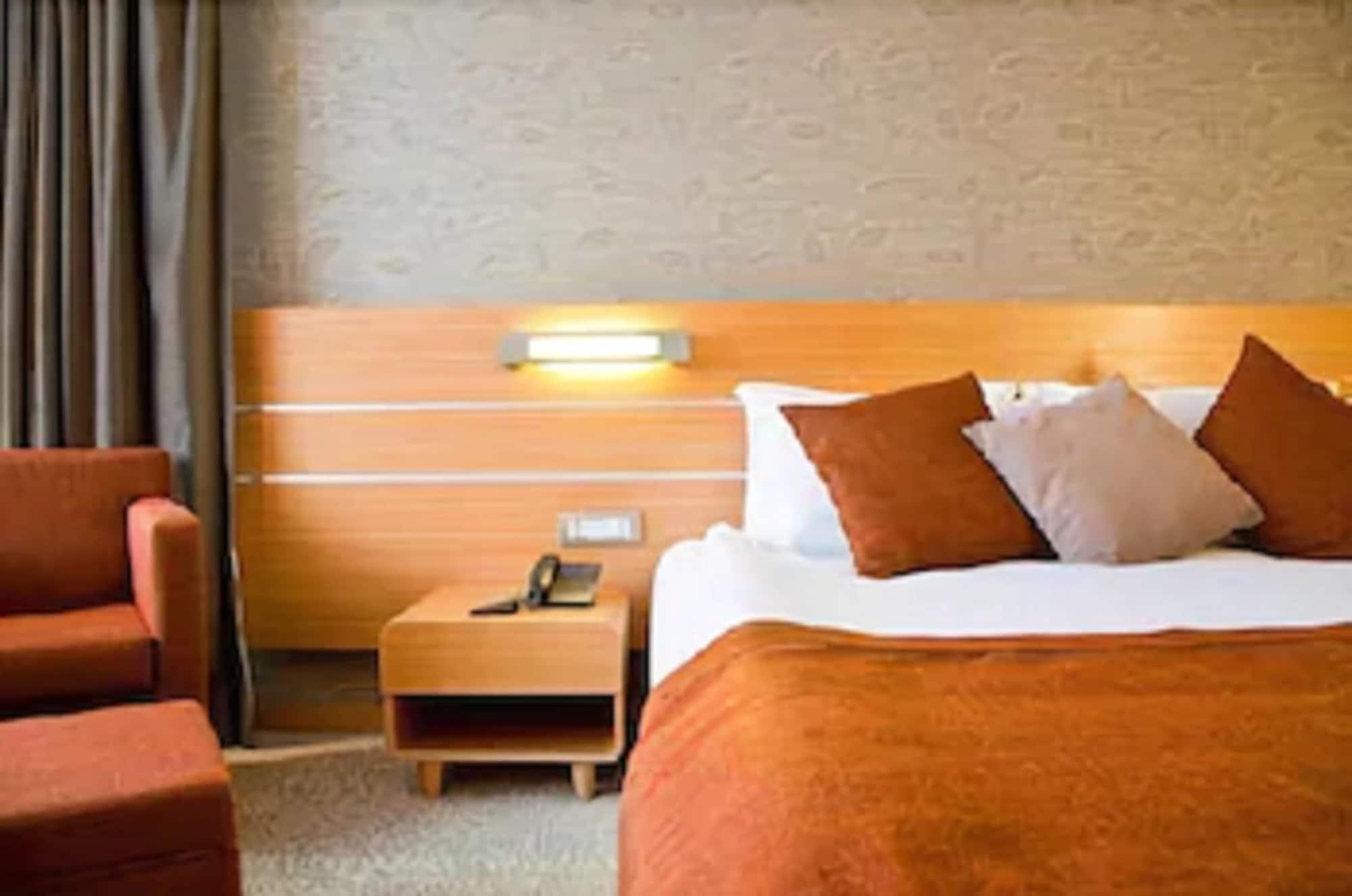 Hotel Tunali Анкара Экстерьер фото